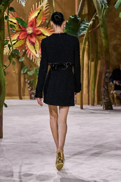 Look 136
